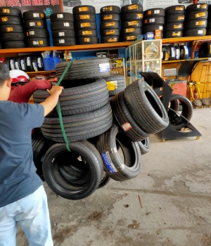 Giao hàng lốp xe continental quận 7