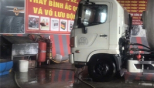 Vệ sinh kim phun xăng và xúc rửa động cơ giá khuyến mãi nhân dịp Noel 2024
